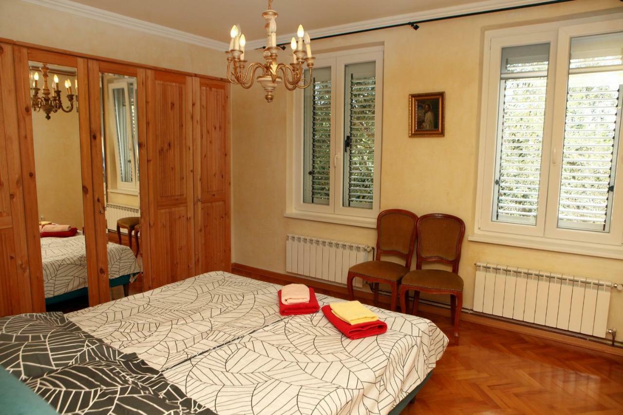 70m² 2 slaapkamer, 1 privé badkamer Appartement in Portorož Buitenkant foto